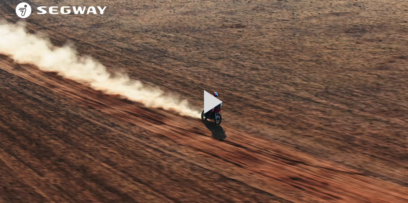 世界上最艰难比赛Segway的高光时刻，感受挑战的氛围。